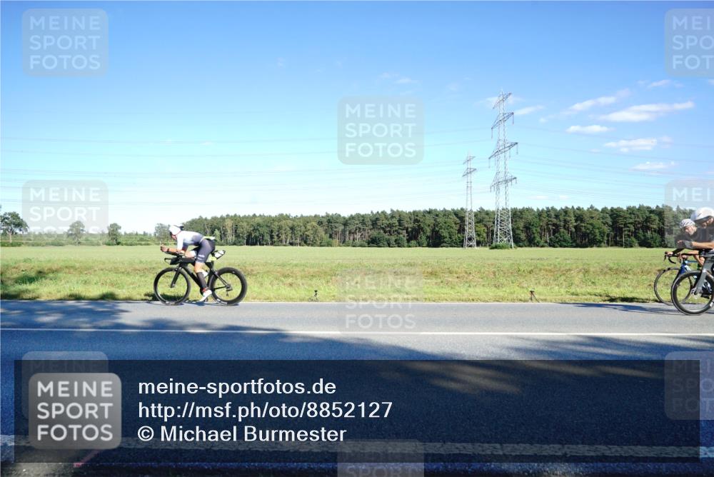 07.09.2025 - 19. Norderstedt Triathlon Michael Burmester http://msf.ph/oto/8852127 07.09.2025 15:49:38 Radfahren 508, 1105 meine-sportfotos.de