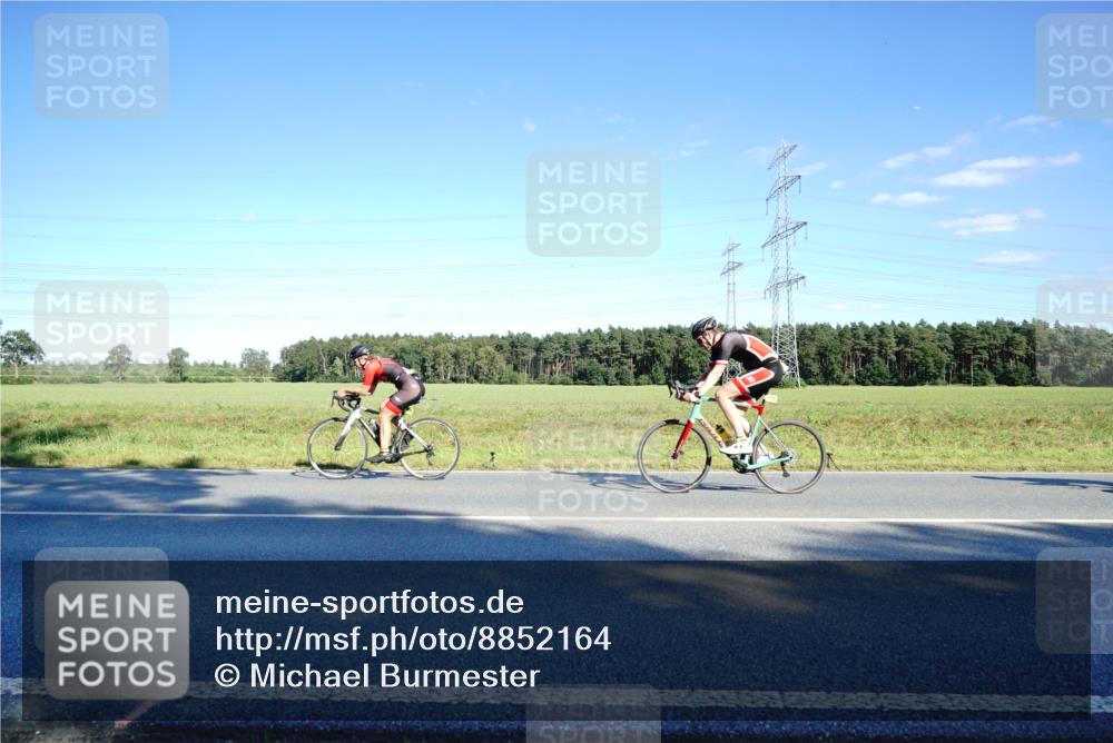 07.09.2025 - 19. Norderstedt Triathlon Michael Burmester http://msf.ph/oto/8852164 07.09.2025 15:50:04 Radfahren 510, 1424 meine-sportfotos.de