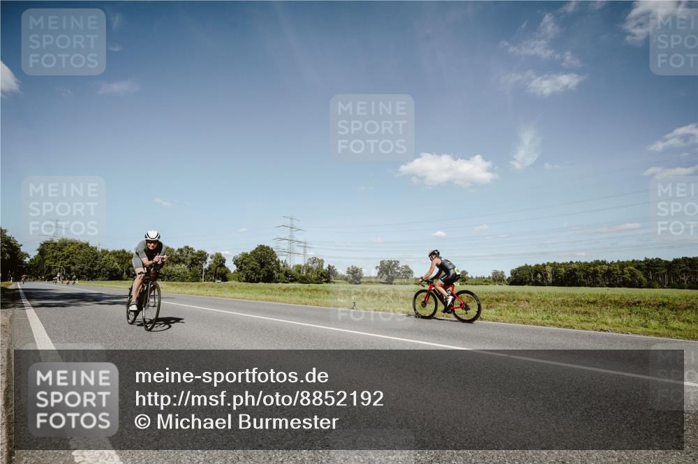 07.09.2025 - 19. Norderstedt Triathlon Michael Burmester http://msf.ph/oto/8852192 07.09.2025 14:32:57 Radfahren 983, 1508 meine-sportfotos.de