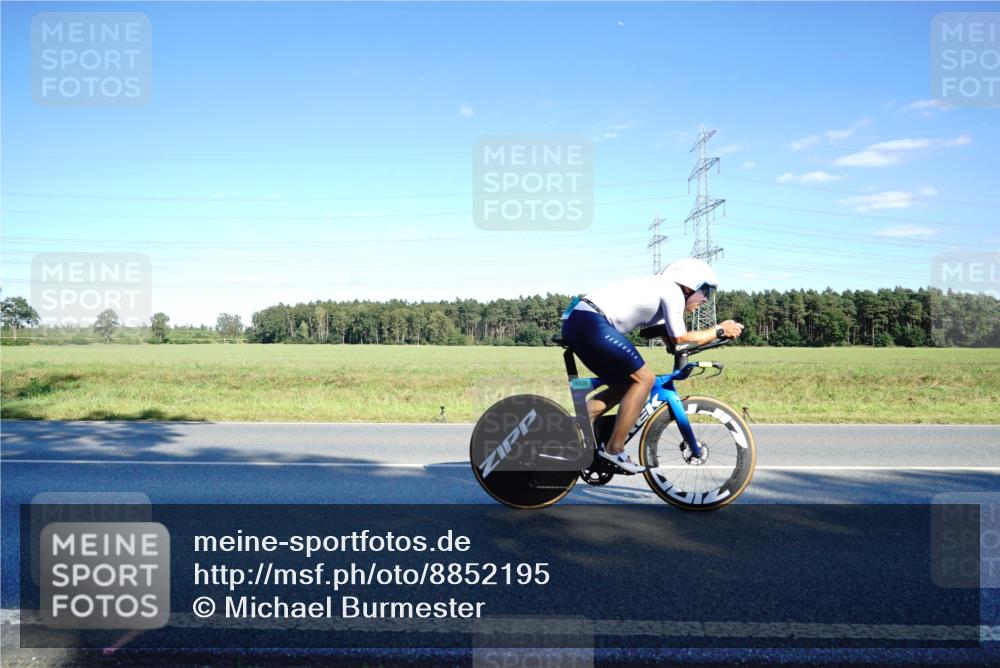 07.09.2025 - 19. Norderstedt Triathlon Michael Burmester http://msf.ph/oto/8852195 07.09.2025 15:50:16 Radfahren 893, 894, 1526, 1626 meine-sportfotos.de