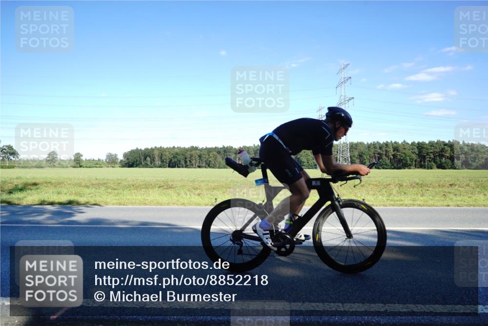 07.09.2025 - 19. Norderstedt Triathlon Michael Burmester http://msf.ph/oto/8852218 07.09.2025 15:50:26 Radfahren 371, 506, 513, 868, 909, 1059, 1522, 1552, 1572, 1594, 1629 meine-sportfotos.de