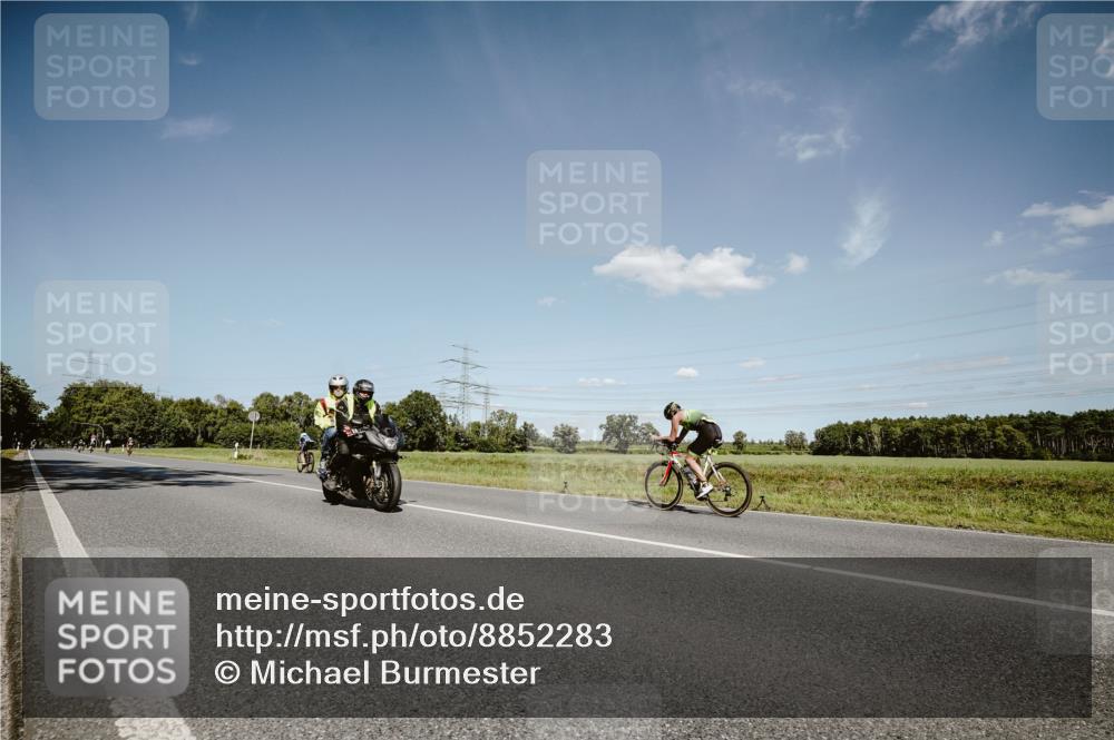 07.09.2025 - 19. Norderstedt Triathlon Michael Burmester http://msf.ph/oto/8852283 07.09.2025 14:33:39 Radfahren 440, 1028, 1498 meine-sportfotos.de