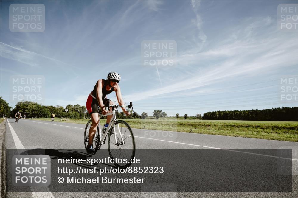 07.09.2025 - 19. Norderstedt Triathlon Michael Burmester http://msf.ph/oto/8852323 07.09.2025 11:33:34 Radfahren 1199, 1258, 1333 meine-sportfotos.de