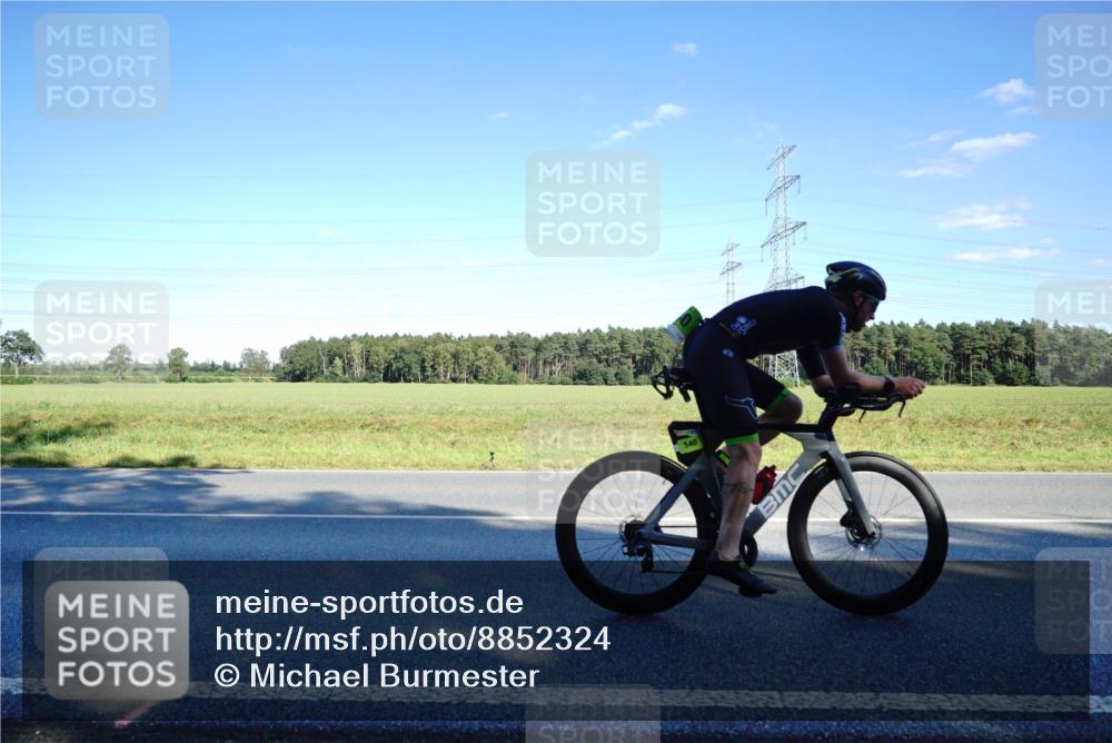 07.09.2025 - 19. Norderstedt Triathlon Michael Burmester http://msf.ph/oto/8852324 07.09.2025 15:51:28 Radfahren 540, 1067, 1418, 1454, 1509, 1571 meine-sportfotos.de