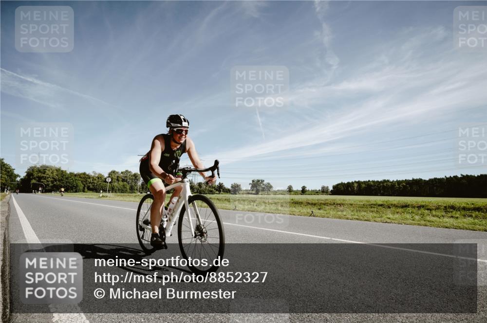 07.09.2025 - 19. Norderstedt Triathlon Michael Burmester http://msf.ph/oto/8852327 07.09.2025 11:33:37 Radfahren 1258, 1333 meine-sportfotos.de