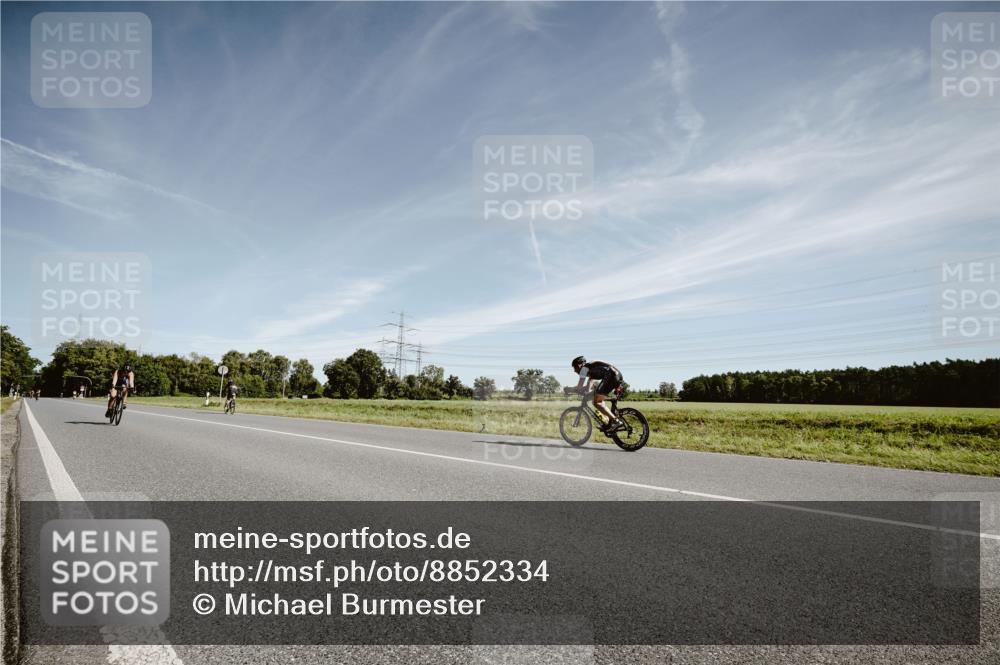 07.09.2025 - 19. Norderstedt Triathlon Michael Burmester http://msf.ph/oto/8852334 07.09.2025 11:33:46 Radfahren 1178 meine-sportfotos.de