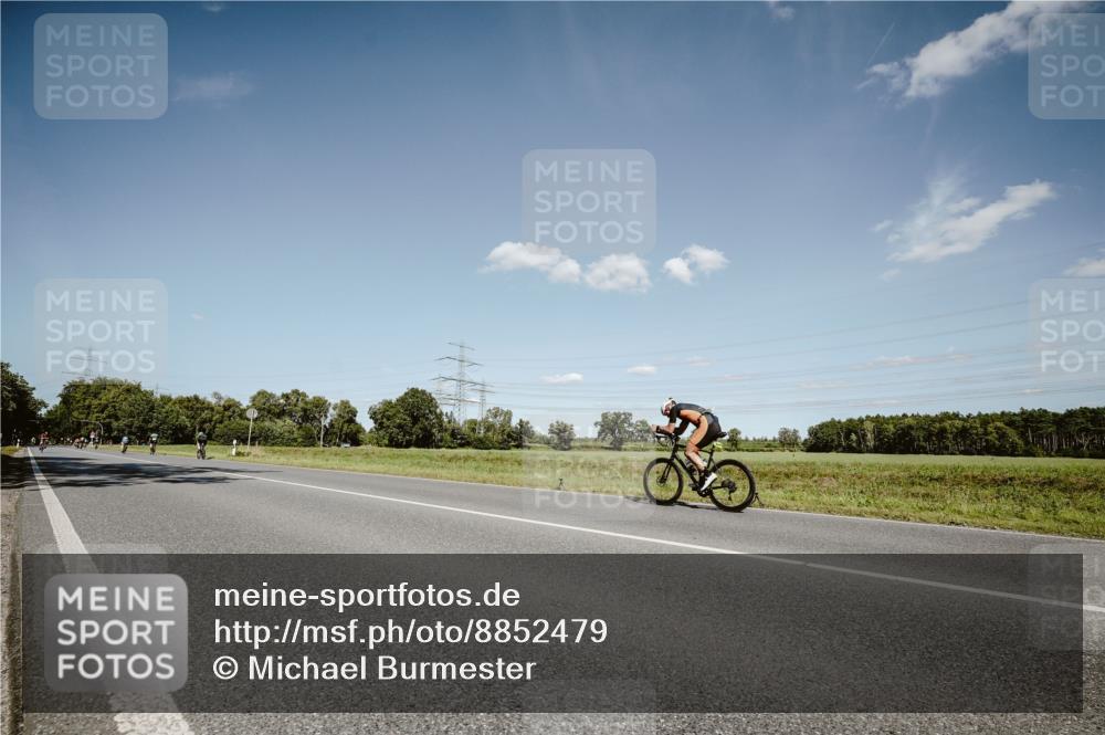 07.09.2025 - 19. Norderstedt Triathlon Michael Burmester http://msf.ph/oto/8852479 07.09.2025 14:35:37 Radfahren 374, 1480 meine-sportfotos.de
