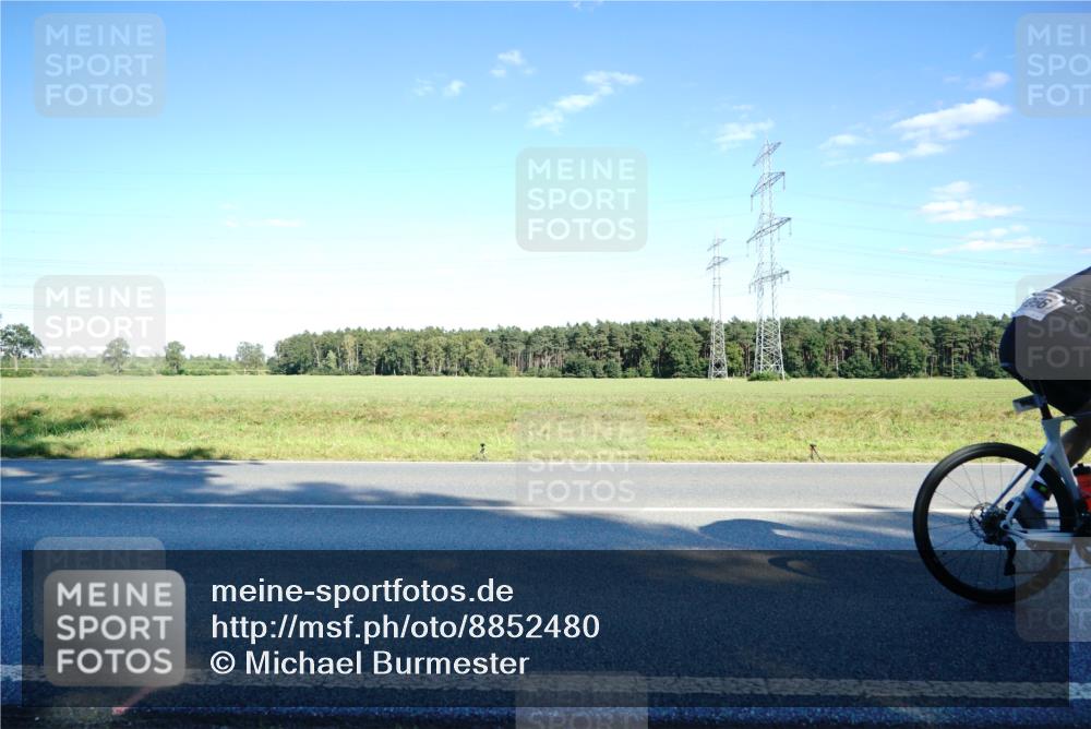 07.09.2025 - 19. Norderstedt Triathlon Michael Burmester http://msf.ph/oto/8852480 07.09.2025 15:52:49 Radfahren 515, 535, 956, 1096, 1586 meine-sportfotos.de