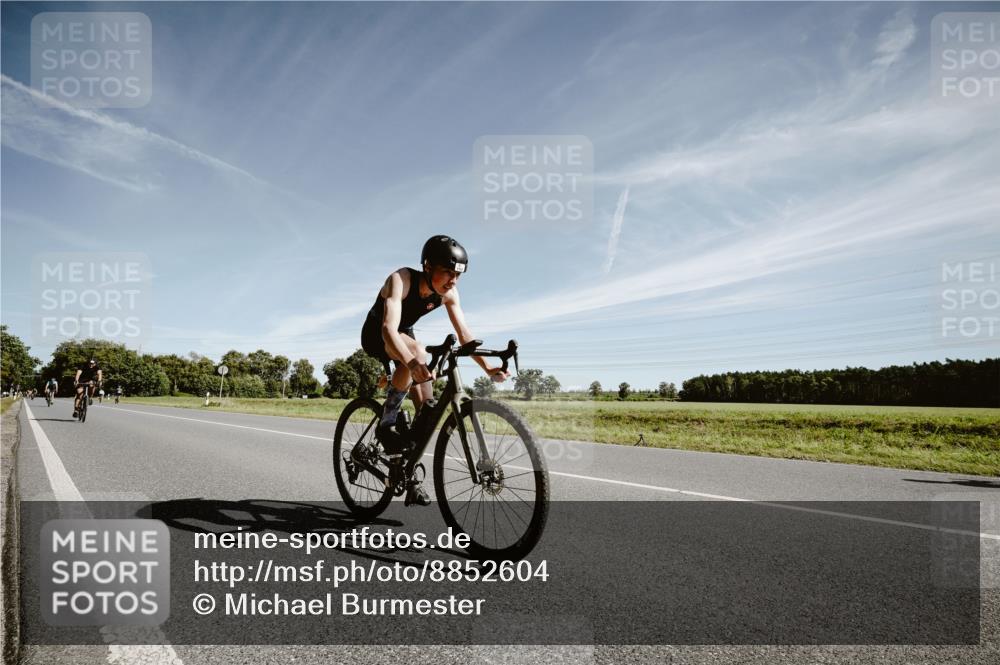 07.09.2025 - 19. Norderstedt Triathlon Michael Burmester http://msf.ph/oto/8852604 07.09.2025 11:37:06 Radfahren 763, 1152, 1223 meine-sportfotos.de