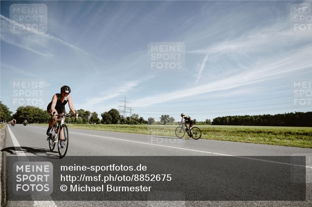 07.09.2025 - 19. Norderstedt Triathlon Michael Burmester http://msf.ph/oto/8852675 07.09.2025 11:38:10 Radfahren 1308 meine-sportfotos.de