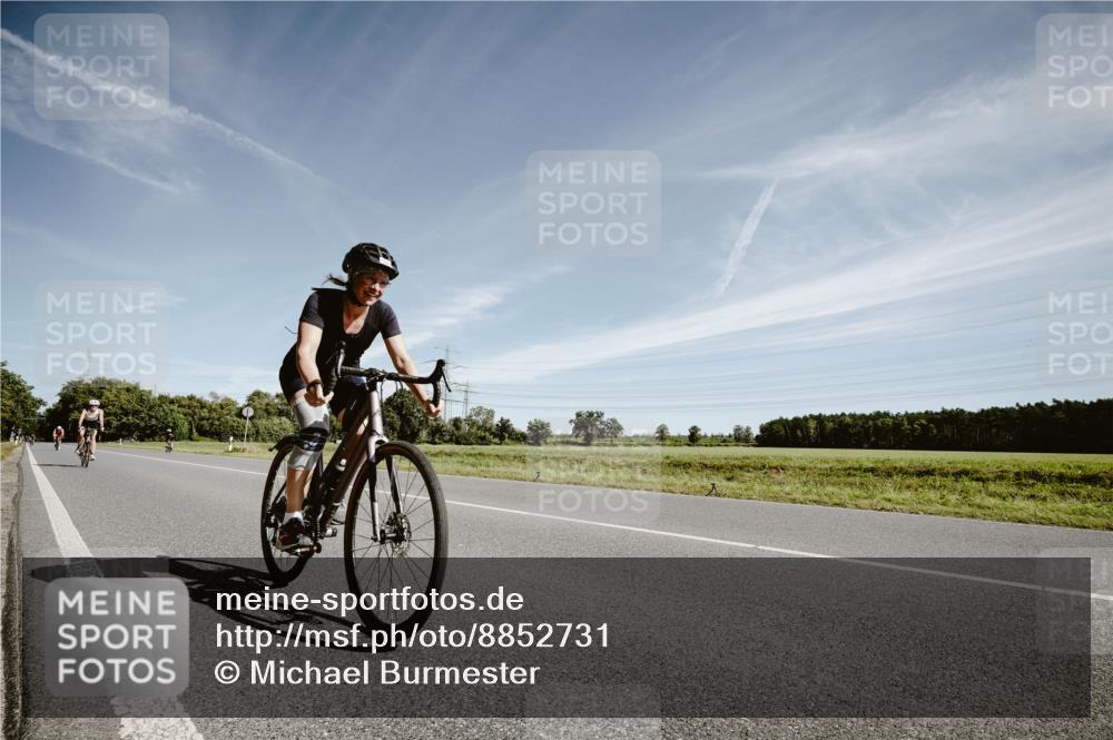 07.09.2025 - 19. Norderstedt Triathlon Michael Burmester http://msf.ph/oto/8852731 07.09.2025 11:38:54 Radfahren 286, 731 meine-sportfotos.de