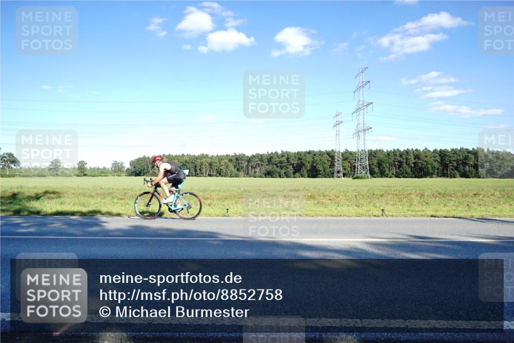 07.09.2025 - 19. Norderstedt Triathlon Michael Burmester http://msf.ph/oto/8852758 07.09.2025 15:55:23 Radfahren 1078, 1523, 1551, 1627 meine-sportfotos.de