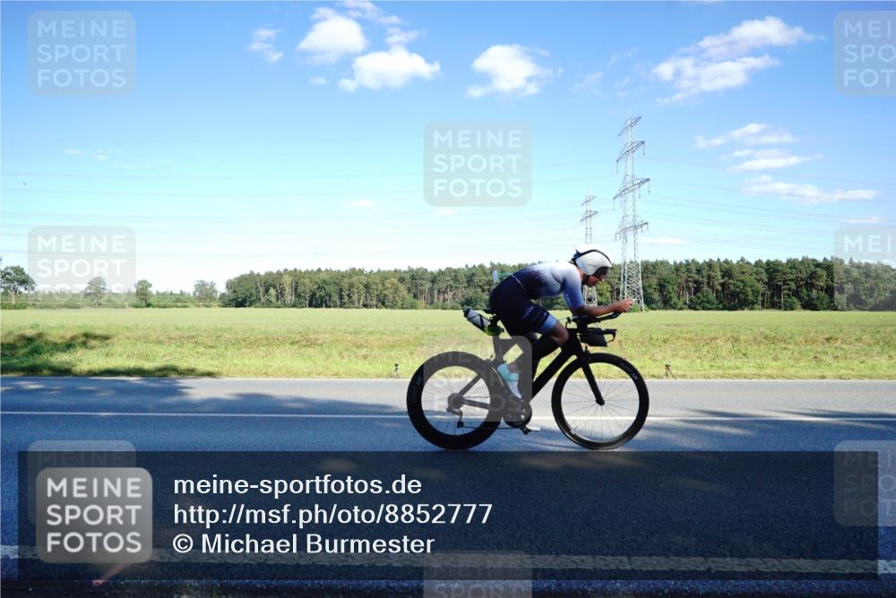 07.09.2025 - 19. Norderstedt Triathlon Michael Burmester http://msf.ph/oto/8852777 07.09.2025 15:55:31 Radfahren 939, 1071, 1094, 1403, 1574, 1601 meine-sportfotos.de