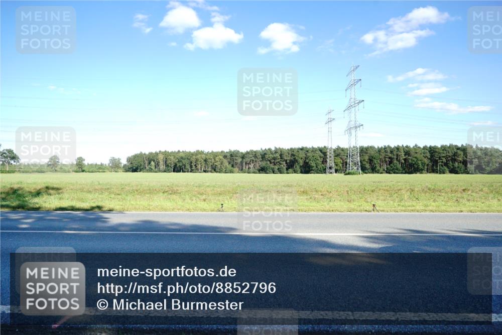 07.09.2025 - 19. Norderstedt Triathlon Michael Burmester http://msf.ph/oto/8852796 07.09.2025 15:55:42 Radfahren 866, 1057, 1559, 1611 meine-sportfotos.de