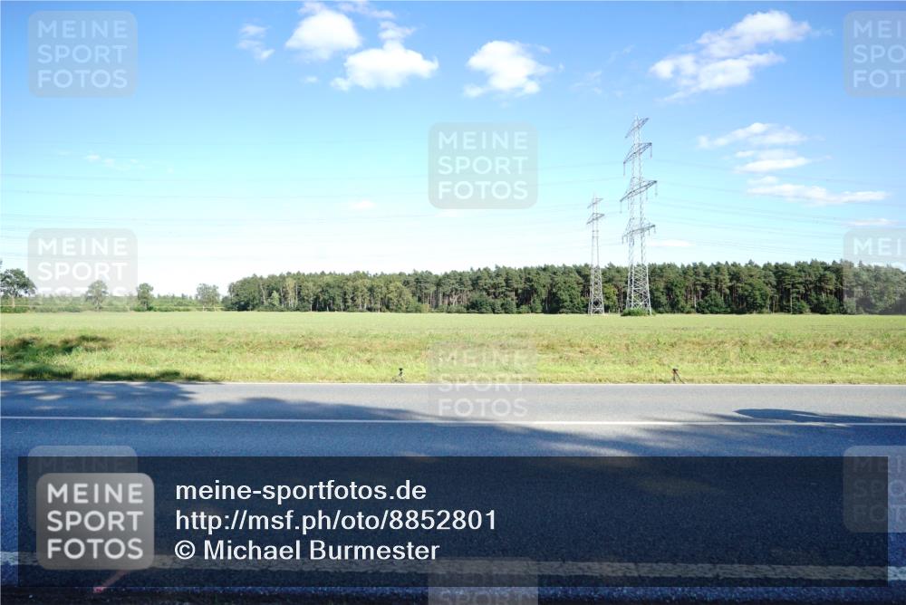 07.09.2025 - 19. Norderstedt Triathlon Michael Burmester http://msf.ph/oto/8852801 07.09.2025 15:55:43 Radfahren 491, 866, 1057, 1559, 1609, 1611 meine-sportfotos.de