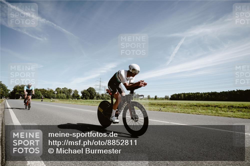 07.09.2025 - 19. Norderstedt Triathlon Michael Burmester http://msf.ph/oto/8852811 07.09.2025 11:39:52 Radfahren 819, 1319 meine-sportfotos.de