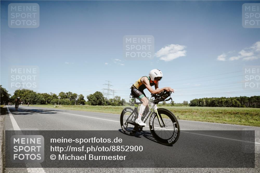 07.09.2025 - 19. Norderstedt Triathlon Michael Burmester http://msf.ph/oto/8852900 07.09.2025 14:40:06 Radfahren 453, 1506 meine-sportfotos.de