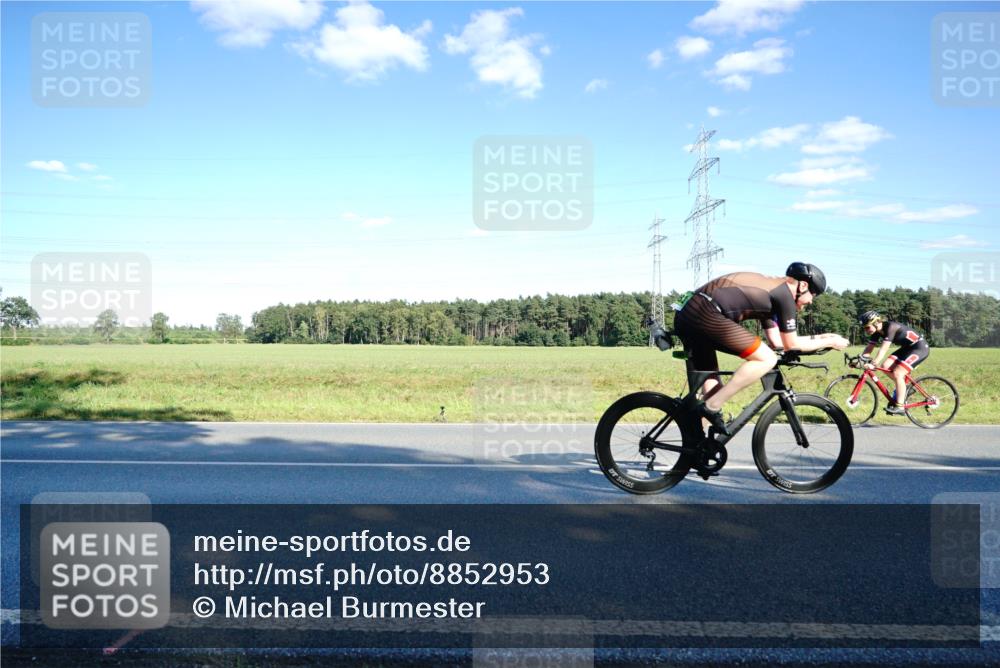 07.09.2025 - 19. Norderstedt Triathlon Michael Burmester http://msf.ph/oto/8852953 07.09.2025 15:57:04 Radfahren 482, 1108, 1623 meine-sportfotos.de