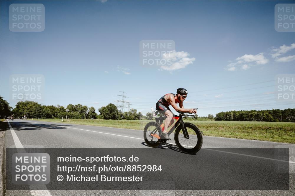 07.09.2025 - 19. Norderstedt Triathlon Michael Burmester http://msf.ph/oto/8852984 07.09.2025 14:41:13 Radfahren 474, 961 meine-sportfotos.de
