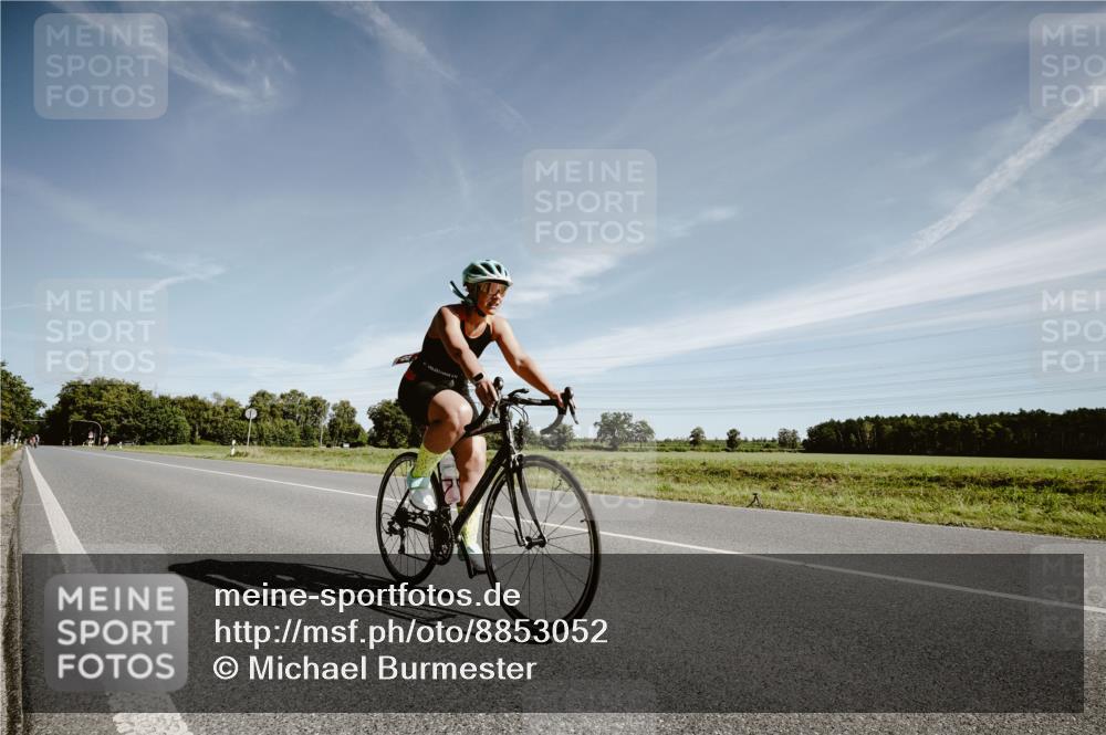 07.09.2025 - 19. Norderstedt Triathlon Michael Burmester http://msf.ph/oto/8853052 07.09.2025 11:43:29 Radfahren 1278 meine-sportfotos.de
