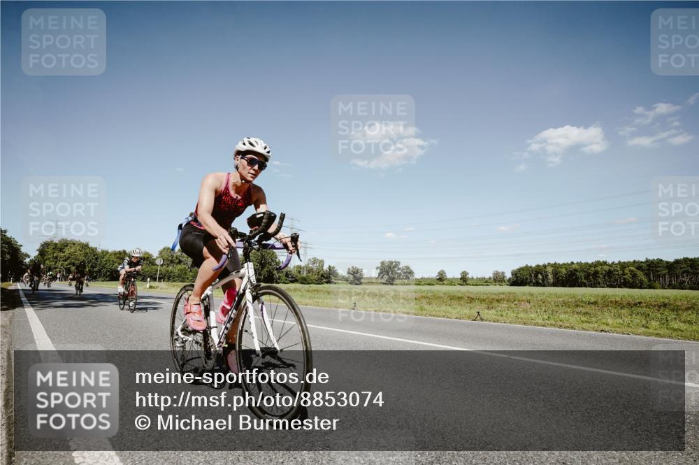 07.09.2025 - 19. Norderstedt Triathlon Michael Burmester http://msf.ph/oto/8853074 07.09.2025 14:41:55 Radfahren 391, 464, 917, 1483 meine-sportfotos.de