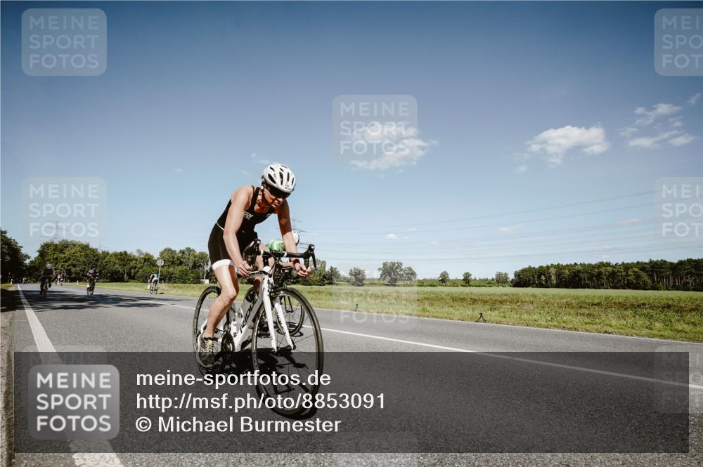 07.09.2025 - 19. Norderstedt Triathlon Michael Burmester http://msf.ph/oto/8853091 07.09.2025 14:41:59 Radfahren 391, 427, 463, 917, 1424, 1483, 1488 meine-sportfotos.de