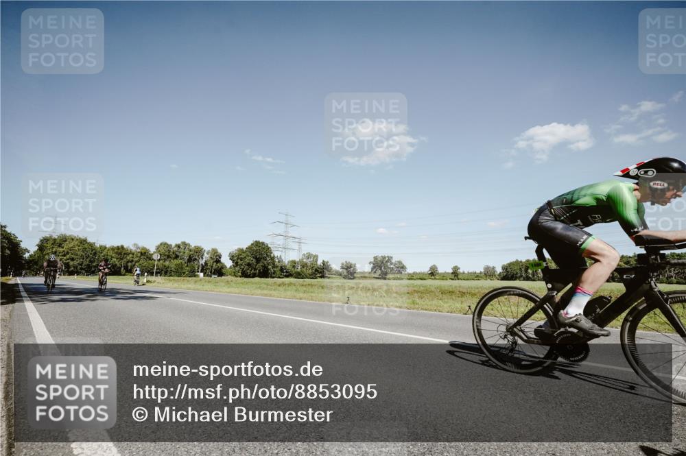 07.09.2025 - 19. Norderstedt Triathlon Michael Burmester http://msf.ph/oto/8853095 07.09.2025 14:42:00 Radfahren 391, 427, 463, 1424, 1483, 1488 meine-sportfotos.de