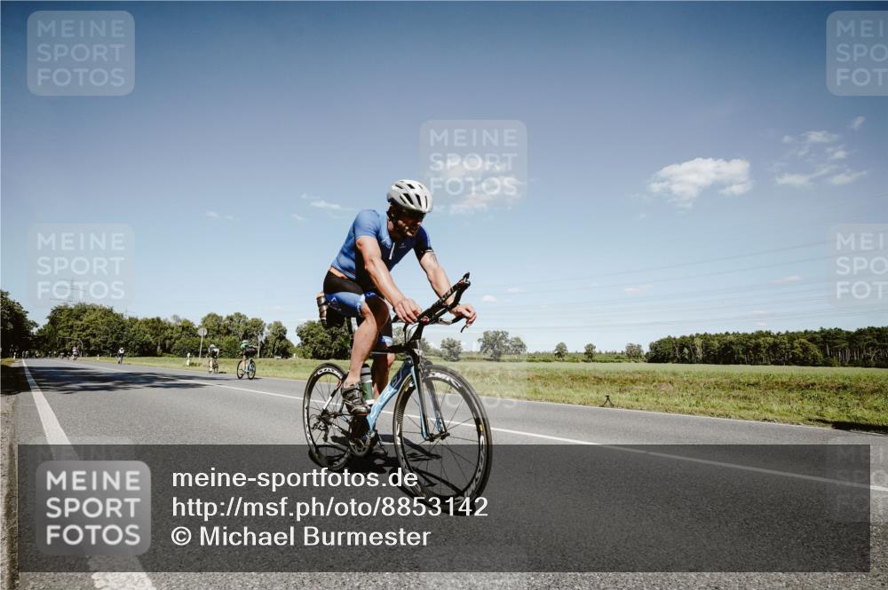 07.09.2025 - 19. Norderstedt Triathlon Michael Burmester http://msf.ph/oto/8853142 07.09.2025 14:42:20 Radfahren 411, 1000, 1491 meine-sportfotos.de