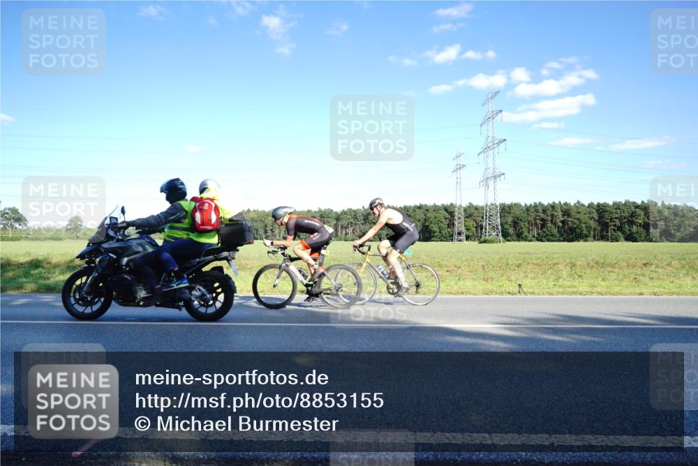 07.09.2025 - 19. Norderstedt Triathlon Michael Burmester http://msf.ph/oto/8853155 07.09.2025 15:59:23 Radfahren 402, 406, 504 meine-sportfotos.de