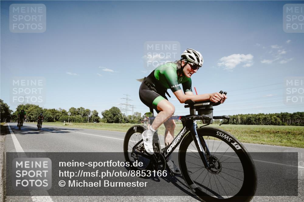 07.09.2025 - 19. Norderstedt Triathlon Michael Burmester http://msf.ph/oto/8853166 07.09.2025 14:42:36 Radfahren 452, 984, 1492, 1495 meine-sportfotos.de