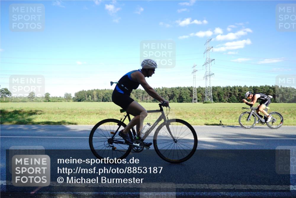 07.09.2025 - 19. Norderstedt Triathlon Michael Burmester http://msf.ph/oto/8853187 07.09.2025 15:59:38 Radfahren 412, 414, 508, 1106, 1419 meine-sportfotos.de