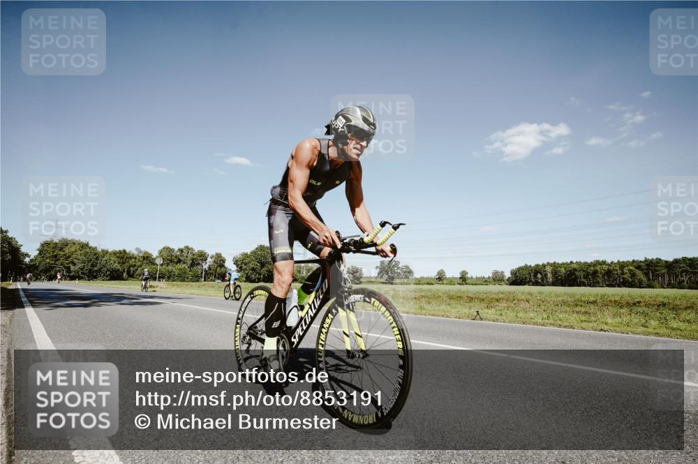 07.09.2025 - 19. Norderstedt Triathlon Michael Burmester http://msf.ph/oto/8853191 07.09.2025 14:42:56 Radfahren 1457, 1502 meine-sportfotos.de
