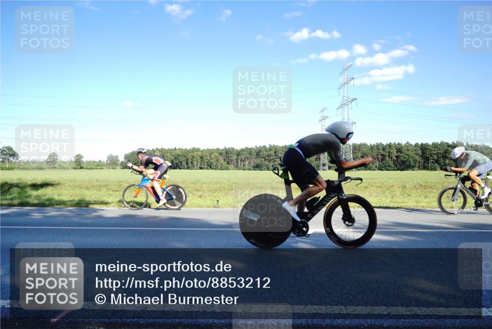 07.09.2025 - 19. Norderstedt Triathlon Michael Burmester http://msf.ph/oto/8853212 07.09.2025 15:59:54 Radfahren 506, 513, 541, 1405, 1473, 1544, 1568, 1572, 1594 meine-sportfotos.de