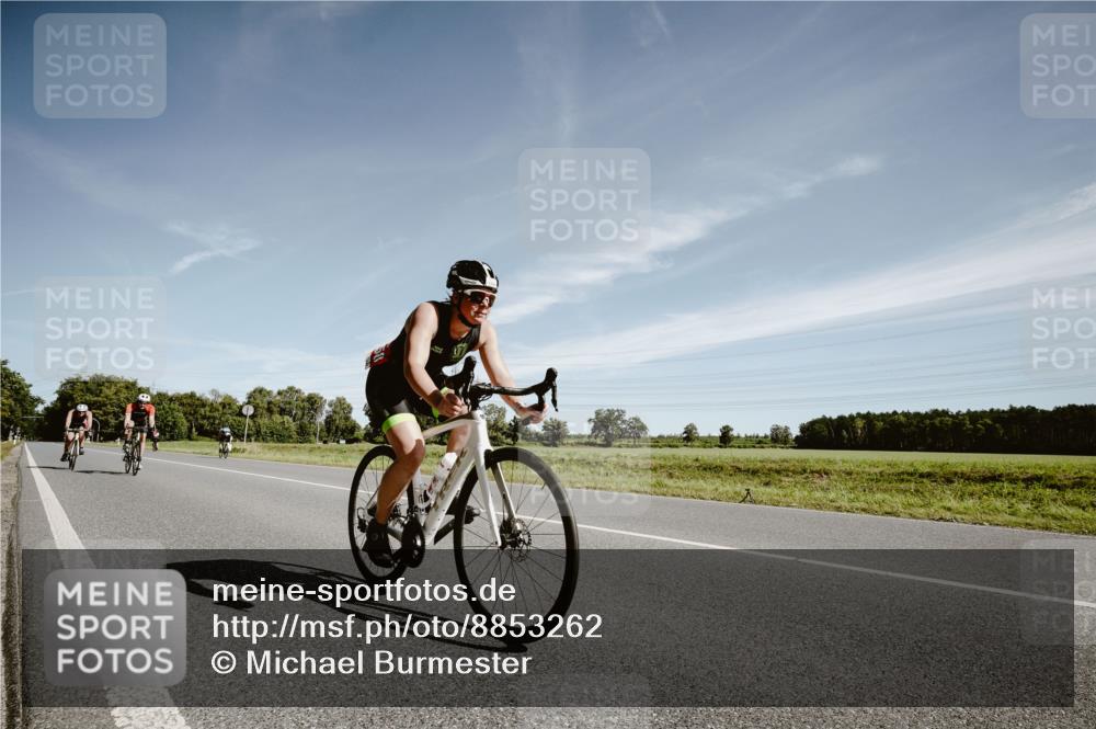 07.09.2025 - 19. Norderstedt Triathlon Michael Burmester http://msf.ph/oto/8853262 07.09.2025 11:46:50 Radfahren 736, 1258, 1333 meine-sportfotos.de