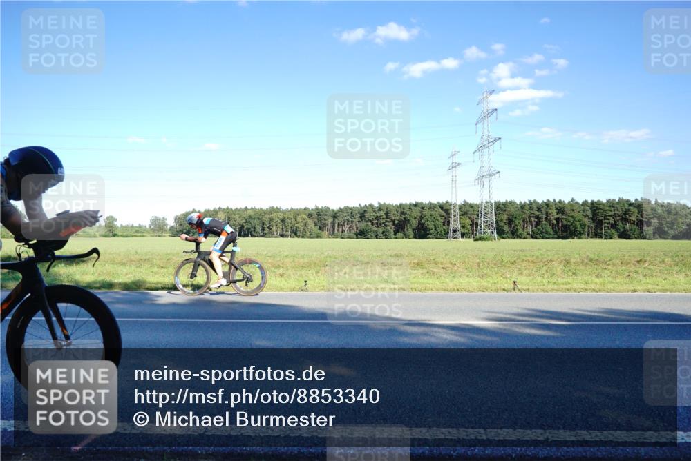 07.09.2025 - 19. Norderstedt Triathlon Michael Burmester http://msf.ph/oto/8853340 07.09.2025 16:01:19 Radfahren 1604, 1606, 1624 meine-sportfotos.de