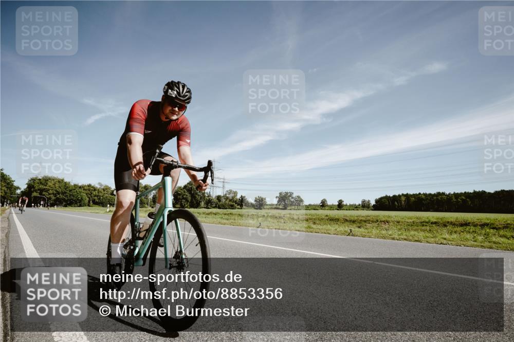07.09.2025 - 19. Norderstedt Triathlon Michael Burmester http://msf.ph/oto/8853356 07.09.2025 11:48:04 Radfahren 190, 280 meine-sportfotos.de