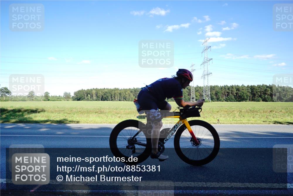 07.09.2025 - 19. Norderstedt Triathlon Michael Burmester http://msf.ph/oto/8853381 07.09.2025 16:01:45 Radfahren 910, 941, 1047, 1571 meine-sportfotos.de