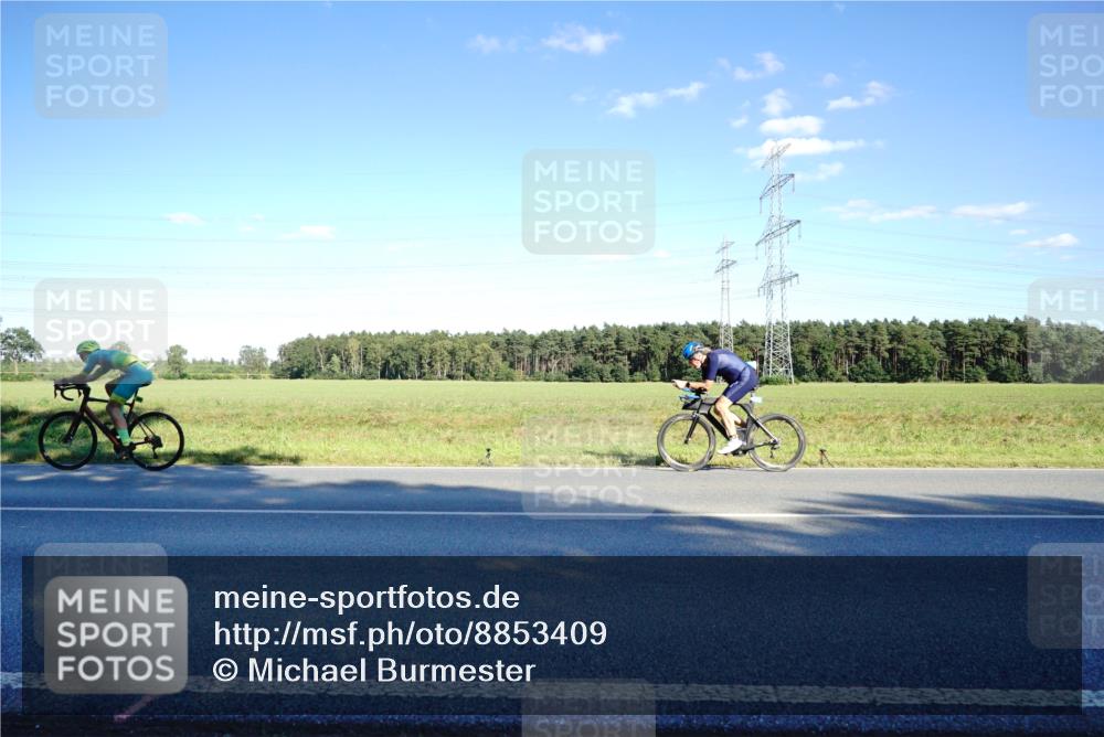 07.09.2025 - 19. Norderstedt Triathlon Michael Burmester http://msf.ph/oto/8853409 07.09.2025 16:02:00 Radfahren 1565, 1570 meine-sportfotos.de