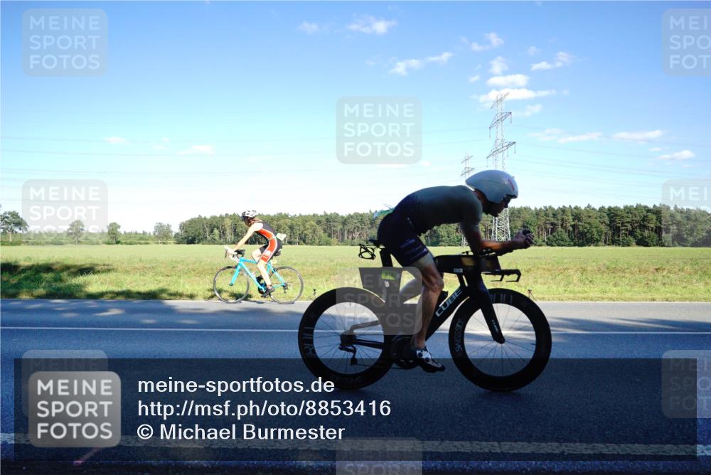 07.09.2025 - 19. Norderstedt Triathlon Michael Burmester http://msf.ph/oto/8853416 07.09.2025 16:02:04 Radfahren 512, 550, 944, 1044, 1610 meine-sportfotos.de