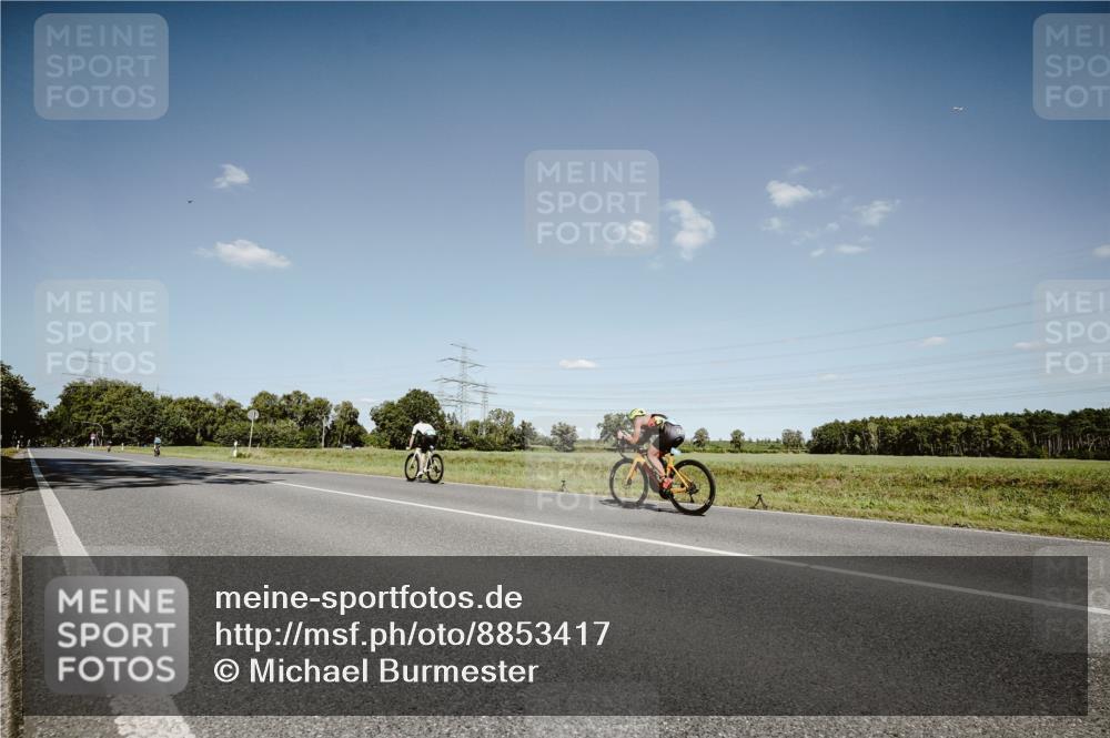 07.09.2025 - 19. Norderstedt Triathlon Michael Burmester http://msf.ph/oto/8853417 07.09.2025 14:45:51 Radfahren  meine-sportfotos.de