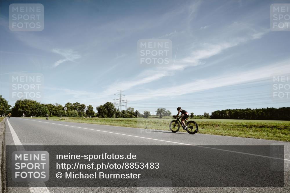 07.09.2025 - 19. Norderstedt Triathlon Michael Burmester http://msf.ph/oto/8853483 07.09.2025 11:50:07 Radfahren  meine-sportfotos.de