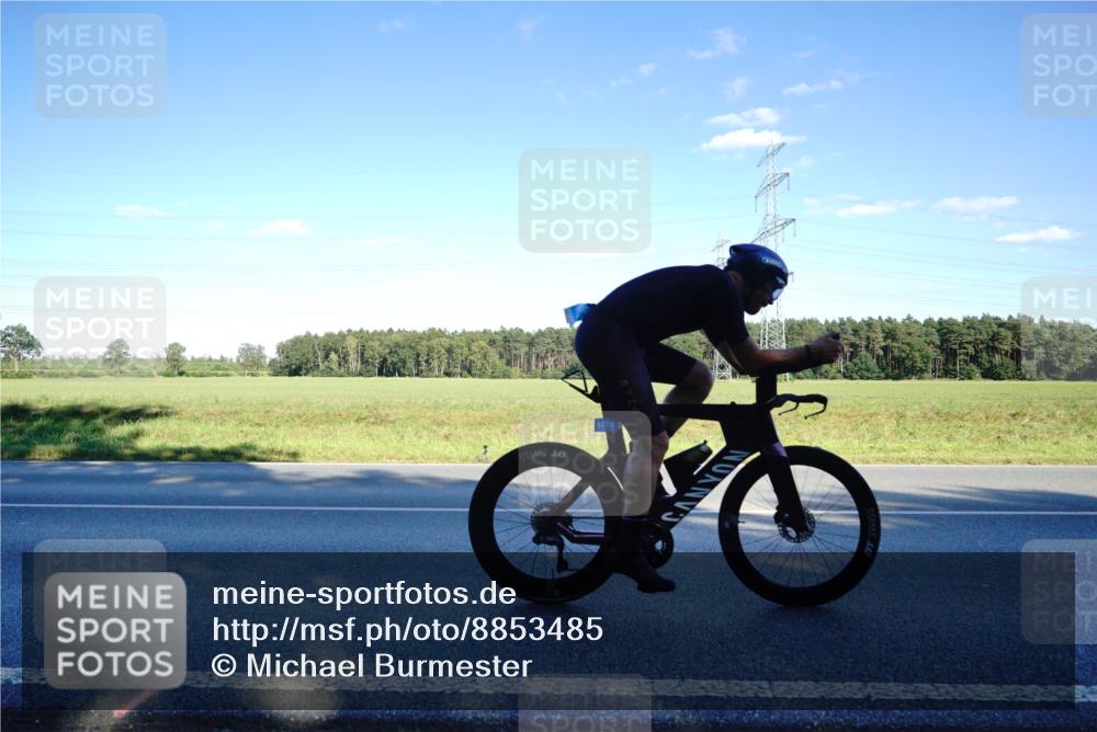 07.09.2025 - 19. Norderstedt Triathlon Michael Burmester http://msf.ph/oto/8853485 07.09.2025 16:02:52 Radfahren 487, 499, 520, 1413, 1479 meine-sportfotos.de