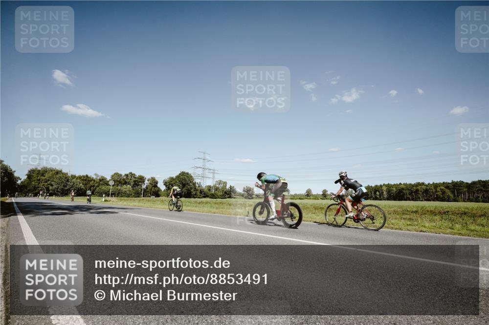 07.09.2025 - 19. Norderstedt Triathlon Michael Burmester http://msf.ph/oto/8853491 07.09.2025 14:46:58 Radfahren  meine-sportfotos.de