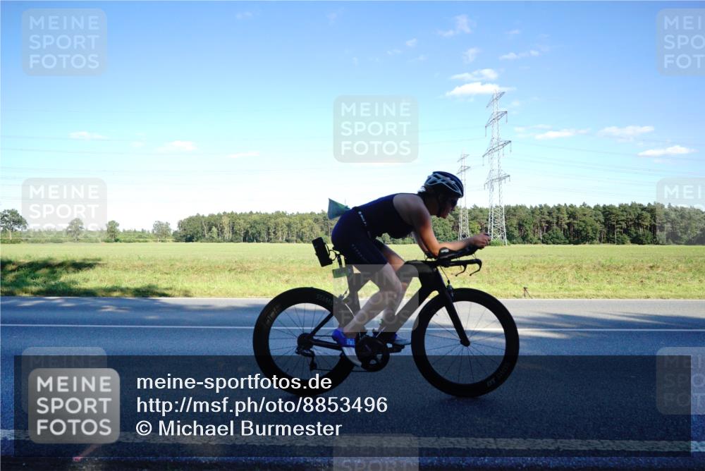 07.09.2025 - 19. Norderstedt Triathlon Michael Burmester http://msf.ph/oto/8853496 07.09.2025 16:02:59 Radfahren 372, 515, 951, 1043, 1100 meine-sportfotos.de
