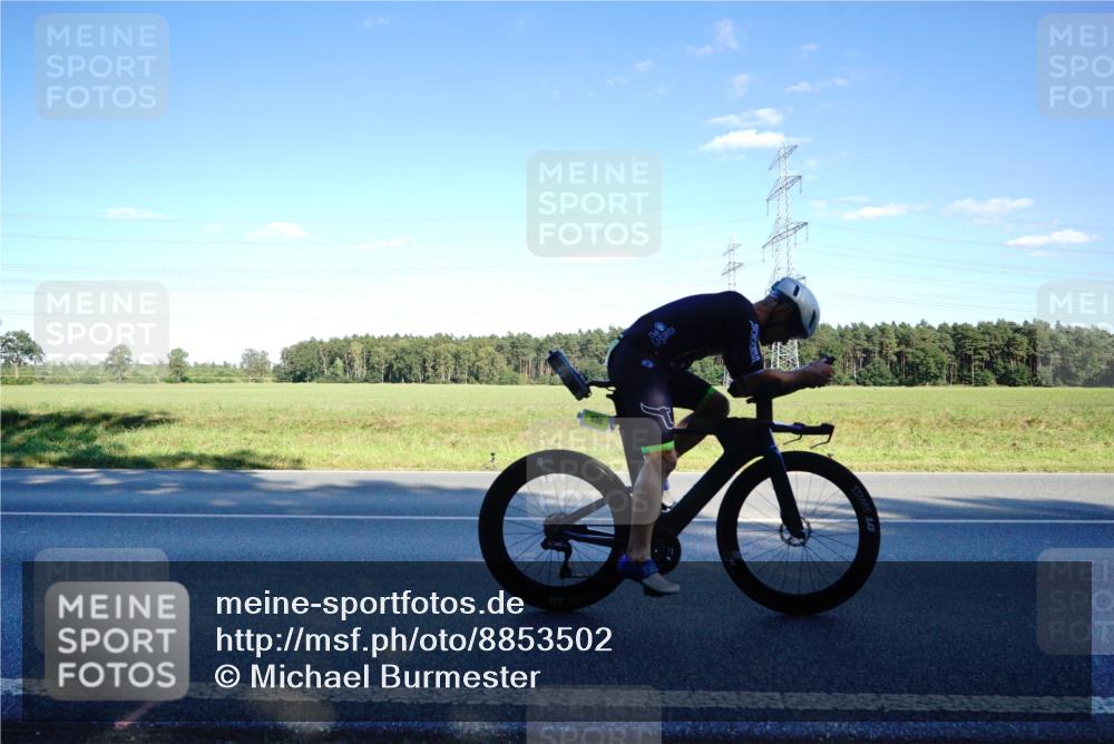 07.09.2025 - 19. Norderstedt Triathlon Michael Burmester http://msf.ph/oto/8853502 07.09.2025 16:03:05 Radfahren 515, 535, 1100, 1545 meine-sportfotos.de