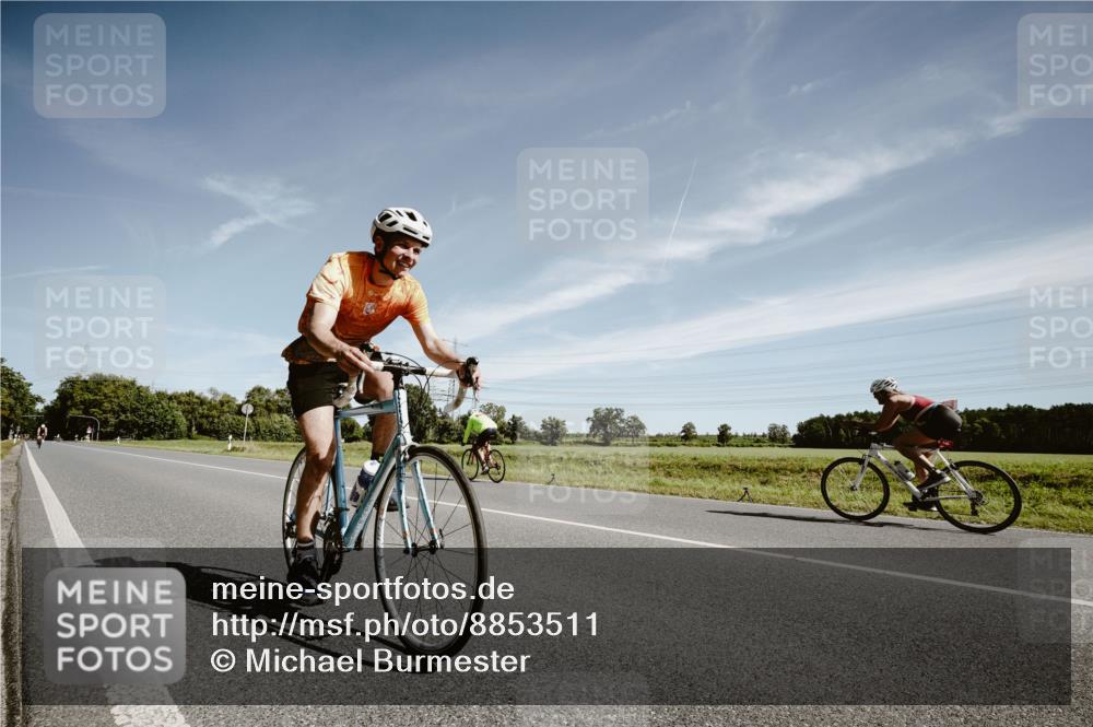 07.09.2025 - 19. Norderstedt Triathlon Michael Burmester http://msf.ph/oto/8853511 07.09.2025 11:50:41 Radfahren 149 meine-sportfotos.de