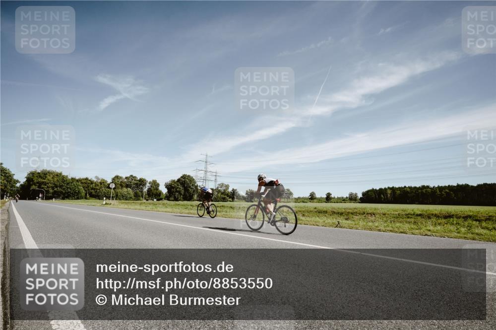 07.09.2025 - 19. Norderstedt Triathlon Michael Burmester http://msf.ph/oto/8853550 07.09.2025 11:51:25 Radfahren  meine-sportfotos.de