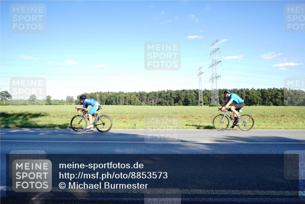 07.09.2025 - 19. Norderstedt Triathlon Michael Burmester http://msf.ph/oto/8853573 07.09.2025 16:03:53 Radfahren 503, 956, 1614 meine-sportfotos.de