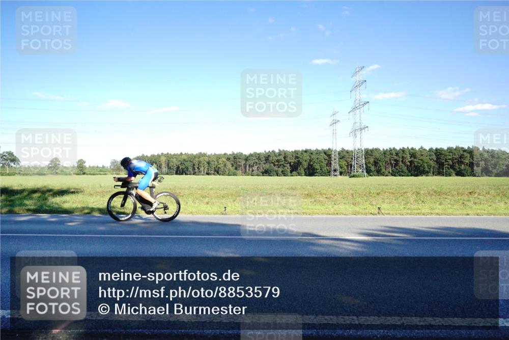 07.09.2025 - 19. Norderstedt Triathlon Michael Burmester http://msf.ph/oto/8853579 07.09.2025 16:03:55 Radfahren 1554, 1614 meine-sportfotos.de