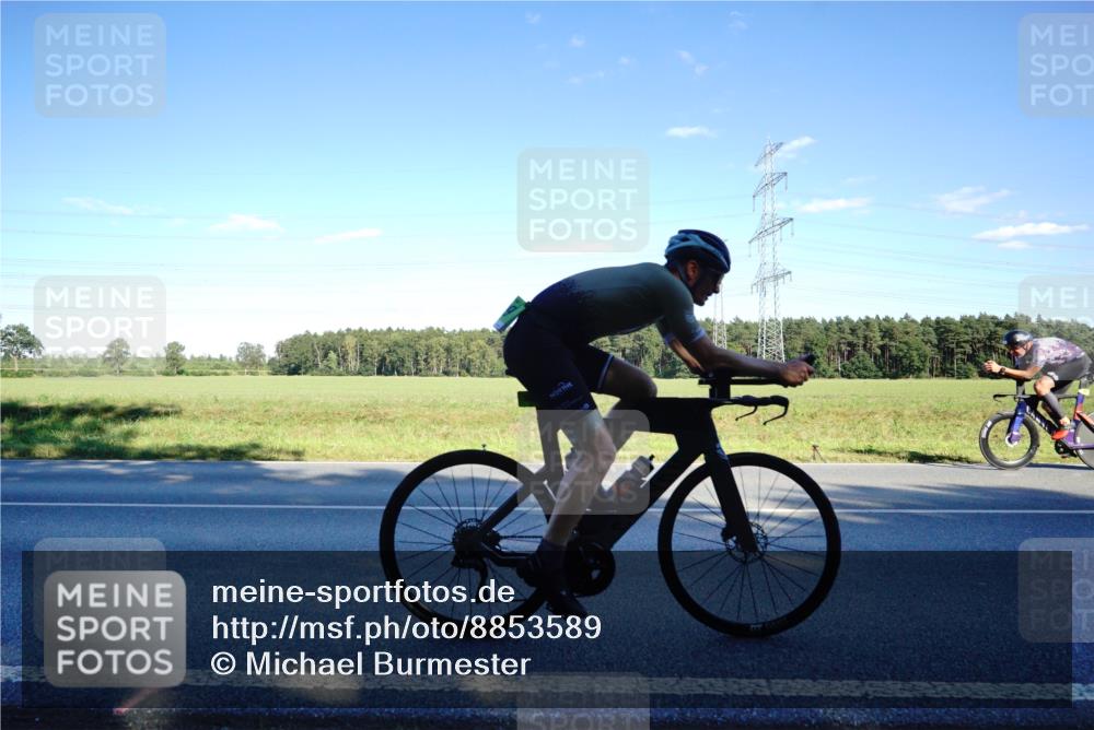 07.09.2025 - 19. Norderstedt Triathlon Michael Burmester http://msf.ph/oto/8853589 07.09.2025 16:04:00 Radfahren 509, 1455, 1554 meine-sportfotos.de